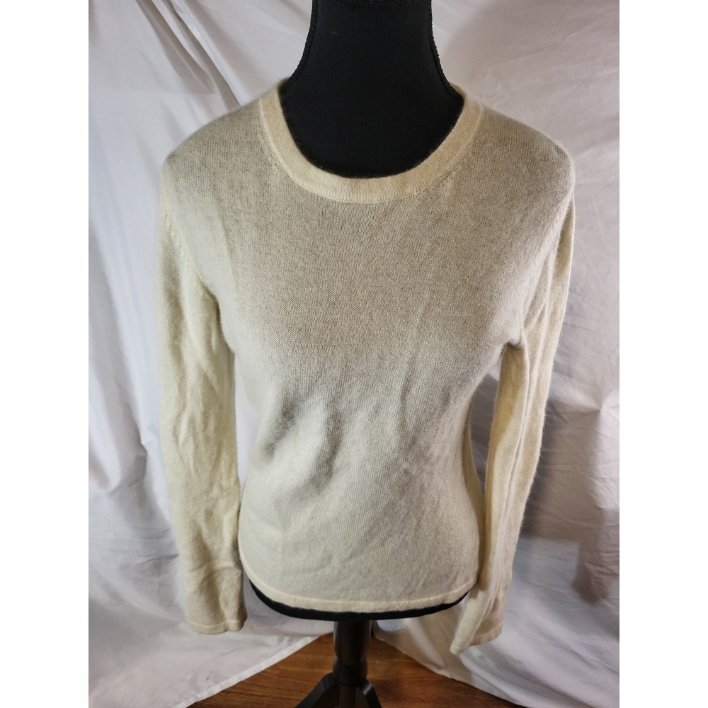 Hayden Size Medium Ivory Crew Neck Sweater 100% Cashmere